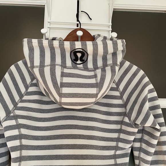 Lululemon women small - Picture 2 of 3